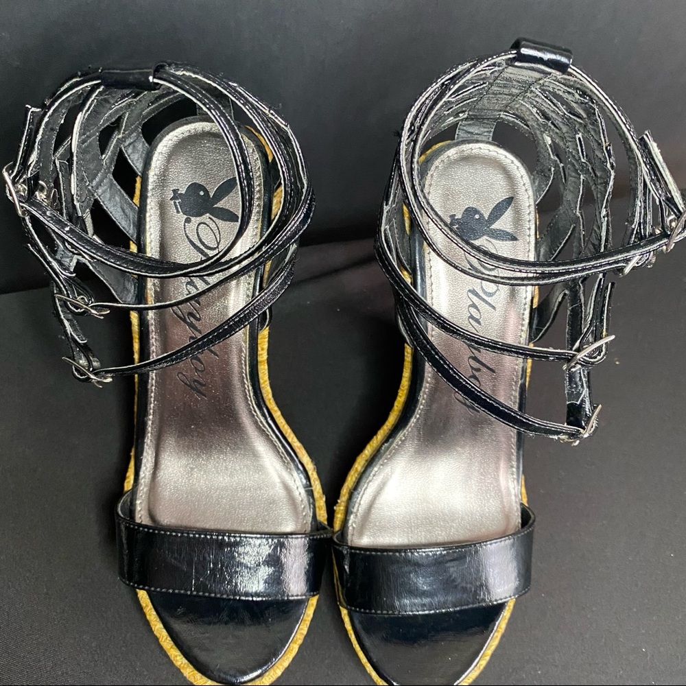 ❤️Playboy Sexy wedge strappy heels 👠 Black, NWOT Size 6